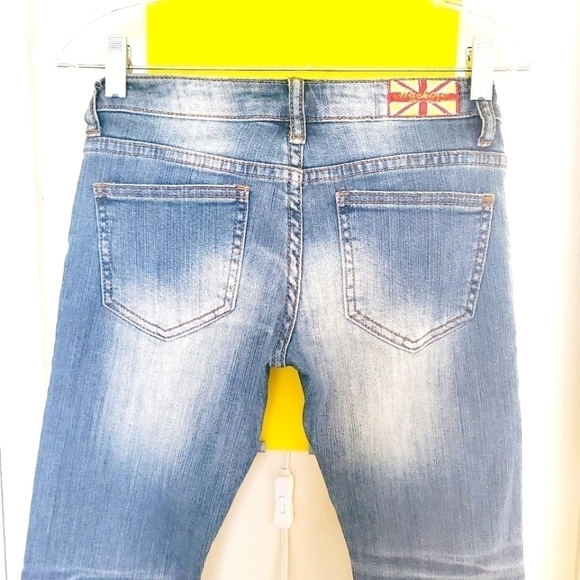 Machine | Distressed Skinny Jean - Picture 2 of 10